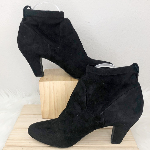 BCBGeneration Delilah Black Vegan Suede Bootie Ankle Boots Women's Size 10M - Picture 1 of 4